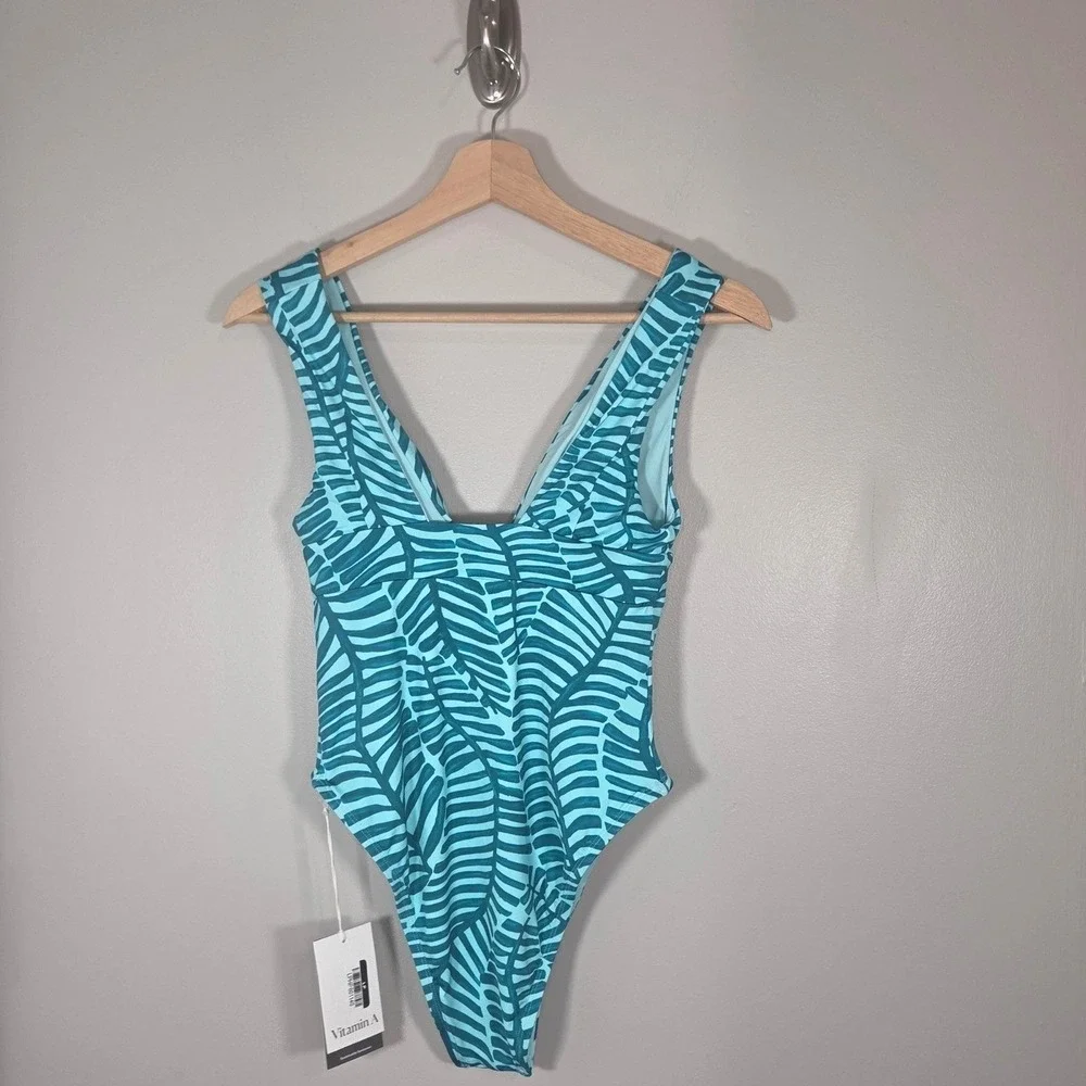 NWT Vitamin A Plunge One Piece Swimsuit Women's M Aqua Tropical High Cut